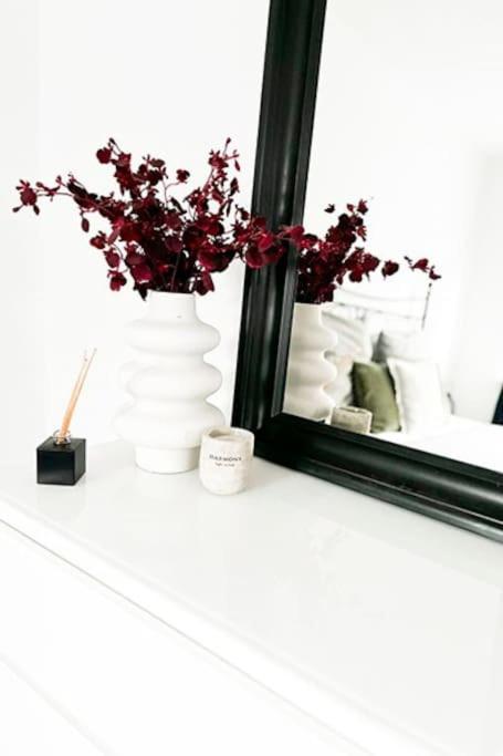 Modernes Apartment Mit Balkon Free Parking Netflix Celle Bagian luar foto