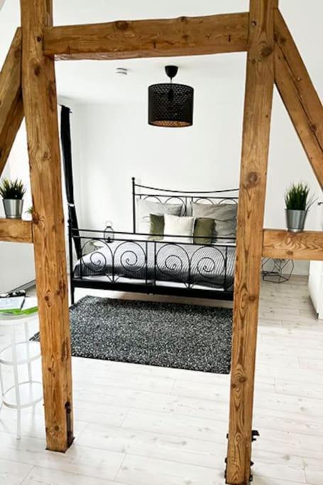 Modernes Apartment Mit Balkon Free Parking Netflix Celle Bagian luar foto